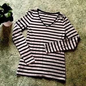 ANN TAYLOR Black & Gray Striped V-Neck Long Sleeve Tee, Warm Shirt, M